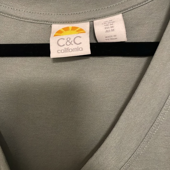 Comfy sage green tshirt dress - Picture 3 of 3